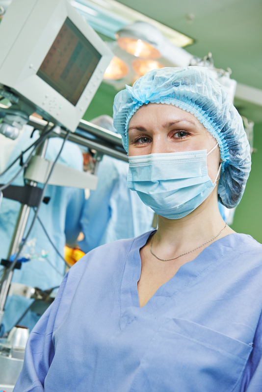 medical assistant ready for procedure